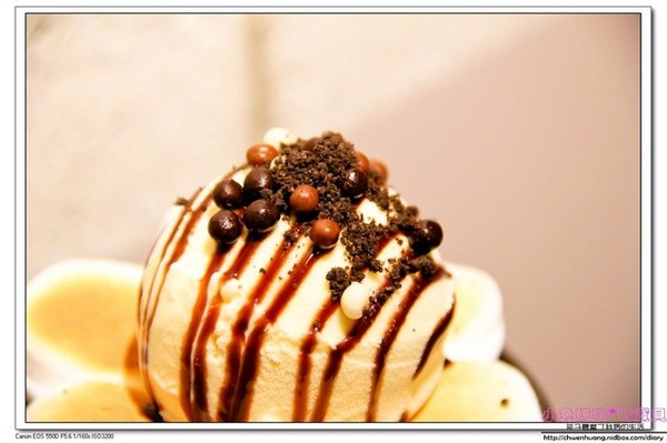 CU Cafe:【美食♥松山】☼CU cafe ☼彩虹千層派/香蕉芭娜娜/草莓起士蛋糕/冰滴咖啡每一樣都超級吸睛♥♥