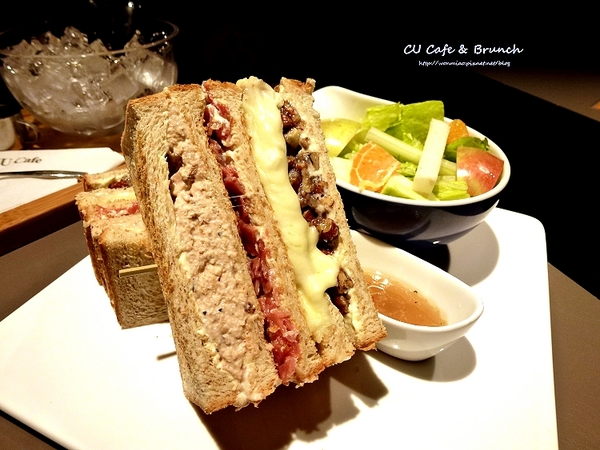 CU Cafe:【松山區下午茶, 早午餐/小巨蛋咖啡廳】必點冰滴咖啡, 草莓起司蛋糕... ✿✿ Cu Cafe and Brunch ✿✿