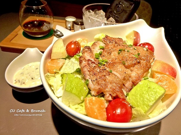 CU Cafe:【松山區下午茶, 早午餐/小巨蛋咖啡廳】必點冰滴咖啡, 草莓起司蛋糕... ✿✿ Cu Cafe and Brunch ✿✿