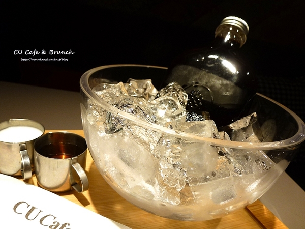 CU Cafe:【松山區下午茶, 早午餐/小巨蛋咖啡廳】必點冰滴咖啡, 草莓起司蛋糕... ✿✿ Cu Cafe and Brunch ✿✿