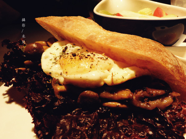 CU Cafe：【台北市松山區。咖啡廳】CU Cafe 近南京復興站 必點甜點!!!