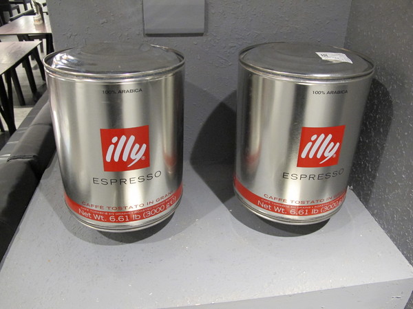 瓦法奇朵Waffogato(敦南店)：[W. 瓦法奇朵美式西餐廳-敦南店] 爐烤24小時雪花牛排只要99元(平日全天候供應!!)