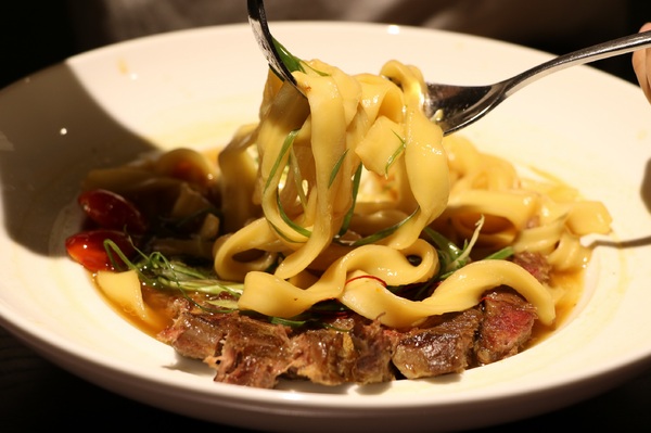 瓦法奇朵Waffogato(敦南店)：***Waffogato***     99元能吃到中西式餐點的謀和~!!   CP值高