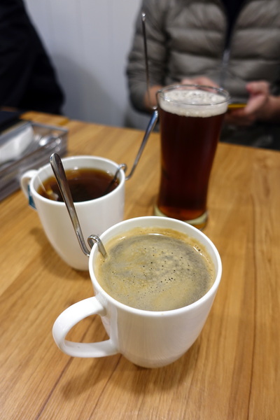 紫羅蘭輕食廚房：(胖樺食記)新北市永和區「紫羅蘭輕食廚房」，用餐環境寬敞明亮，餐點選擇眾多適合三五好友談天說地