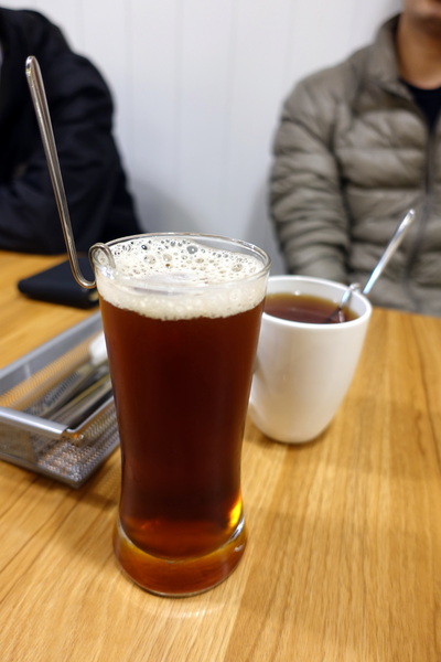 紫羅蘭輕食廚房：(胖樺食記)新北市永和區「紫羅蘭輕食廚房」，用餐環境寬敞明亮，餐點選擇眾多適合三五好友談天說地