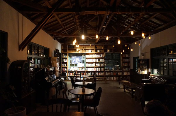 Lyo Bistro：[松菸] Lyo Bistro - 深夜裡的微醺小酒館：精釀啤酒．輕食．藝文表演【OpenRice新店快閃祕密客】