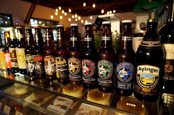 Lyo Bistro：[松菸] Lyo Bistro - 深夜裡的微醺小酒館：精釀啤酒．輕食．藝文表演【OpenRice新店快閃祕密客】