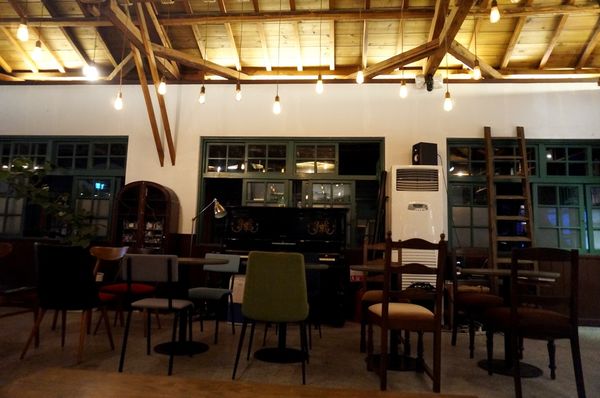 Lyo Bistro：[松菸] Lyo Bistro - 深夜裡的微醺小酒館：精釀啤酒．輕食．藝文表演【OpenRice新店快閃祕密客】