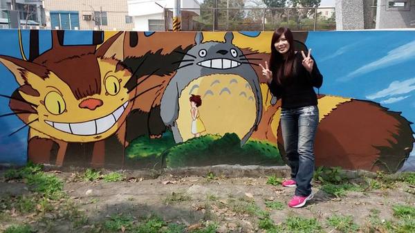 豆豆龍彩繪：【屏東景點】屏東萬巒國中龍貓彩繪