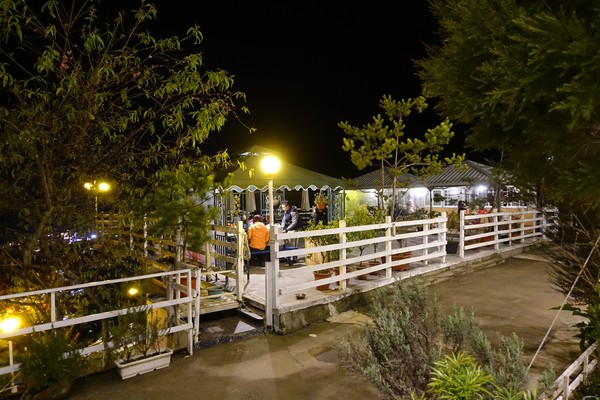 觀星園景觀山莊：(胖樺介紹) 清境地區最高山莊：海拔高度兩千多公尺「觀星園民宿」。前往武嶺、合歡山、小瑞士推薦住宿