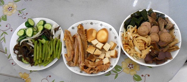 鴨霸王國煙燻滷味(文橫店)：別有一番滋味~ .. 鴨霸王國