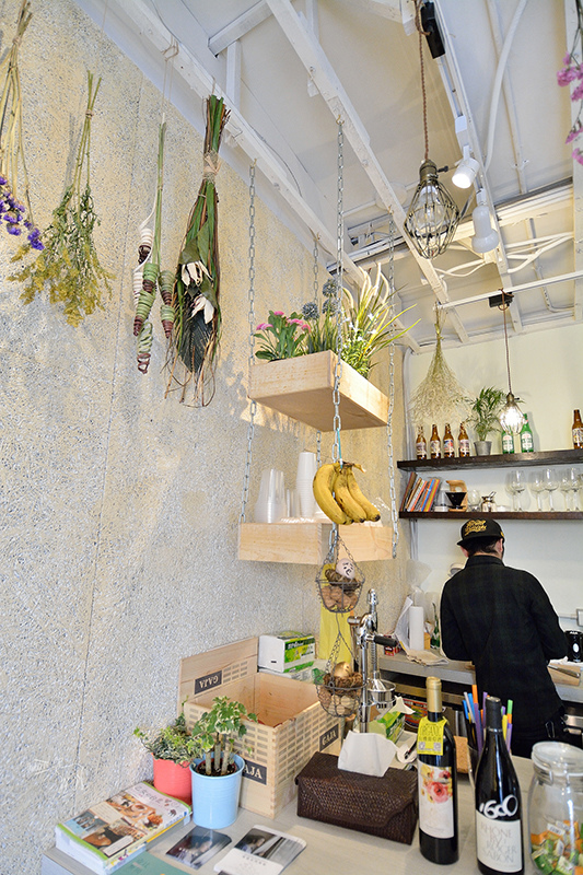 Agri 赤峰街:日本人開的花藝果汁飲料店,推薦毛豆奶昔,捷運雙連站中山站美食