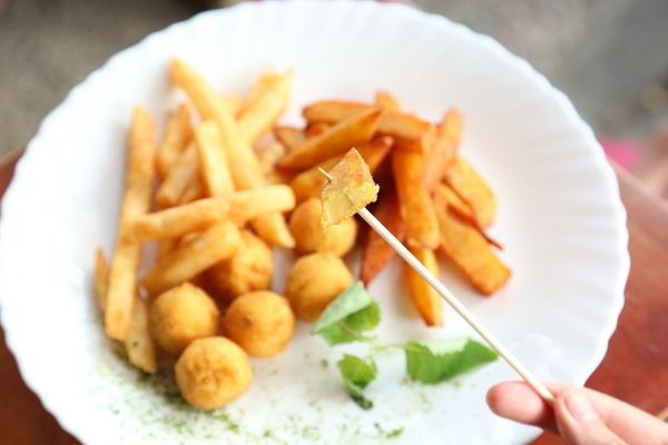 艋舺雞排台南安平店：[台南]鮮嫩多汁 超人氣雞排報到！！！艋舺雞排台南安平店