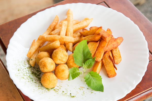 艋舺雞排台南安平店：[台南]鮮嫩多汁 超人氣雞排報到！！！艋舺雞排台南安平店