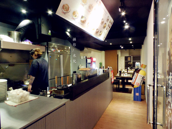 丼物食堂：【台北市松山區。日本料理】 丼物食堂 近南京三民站 松山區的平價美食 有提供外送 適合各大上班族