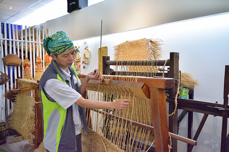 宜蘭冬山河一日遊-推薦新打卡景點:冬山火車站,冬山河生態綠舟,珍珠社區好食光食堂美食,中山社區綠野茶園採茶體驗