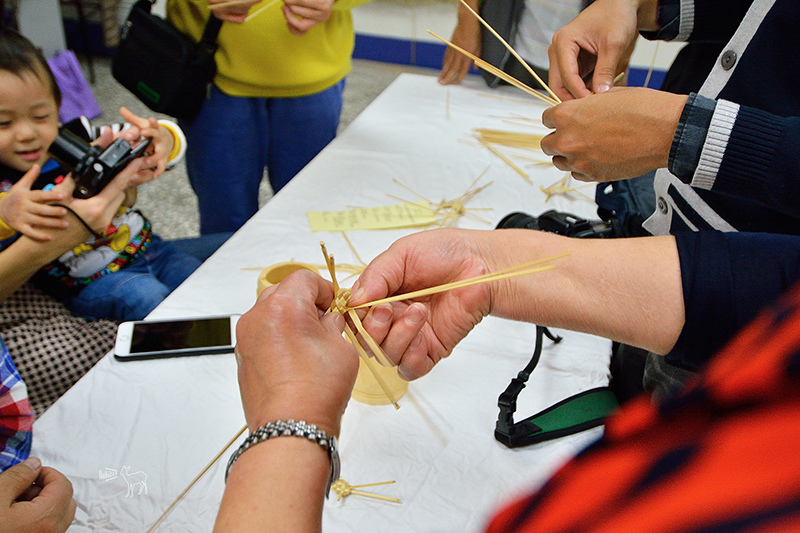 宜蘭冬山河一日遊-推薦新打卡景點:冬山火車站,冬山河生態綠舟,珍珠社區好食光食堂美食,中山社區綠野茶園採茶體驗