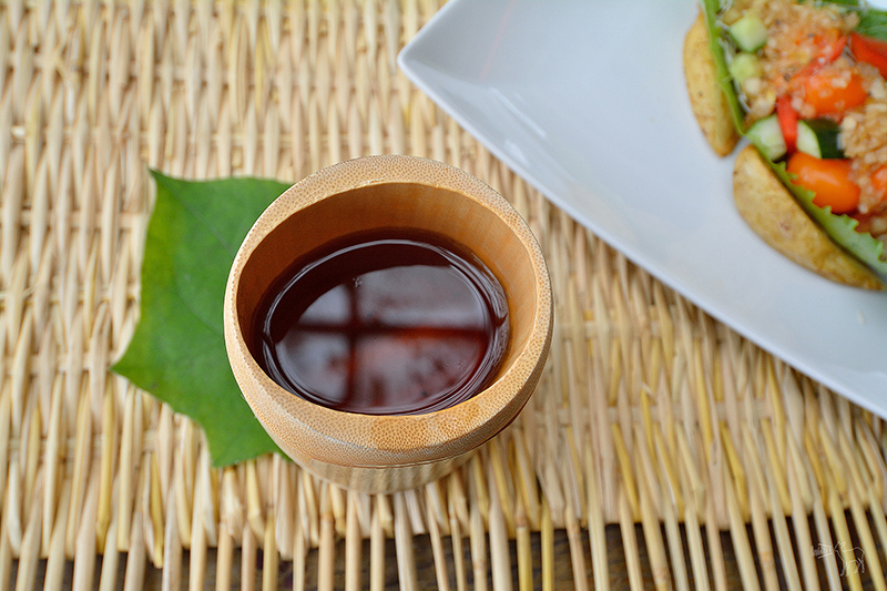 宜蘭冬山河一日遊-推薦新打卡景點:冬山火車站,冬山河生態綠舟,珍珠社區好食光食堂美食,中山社區綠野茶園採茶體驗