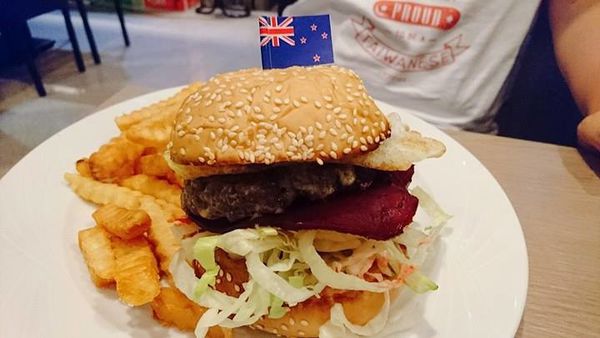 14886183_10154021197201762_368191297_n