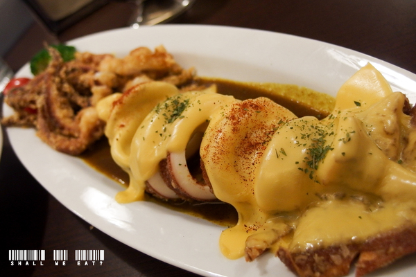 呈吉思飯職人印度咖哩：【台中。西屯區】超大起司中卷超誘人。無限續飯吃到飽－呈吉思飯職人印度咖哩