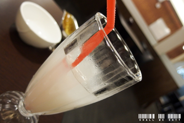 呈吉思飯職人印度咖哩：【台中。西屯區】超大起司中卷超誘人。無限續飯吃到飽－呈吉思飯職人印度咖哩