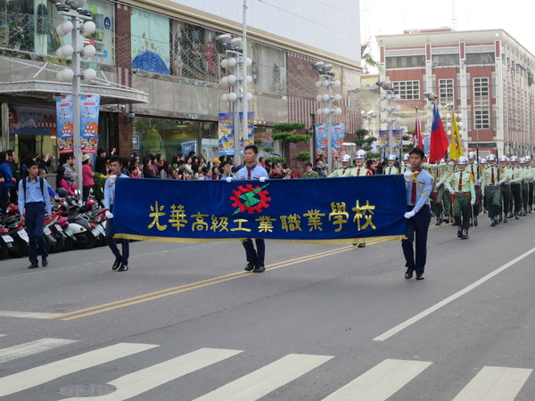 新春飛羊，千人踩街：逛逛阿緱城3                    ..飛羊阿猴．千人踩街