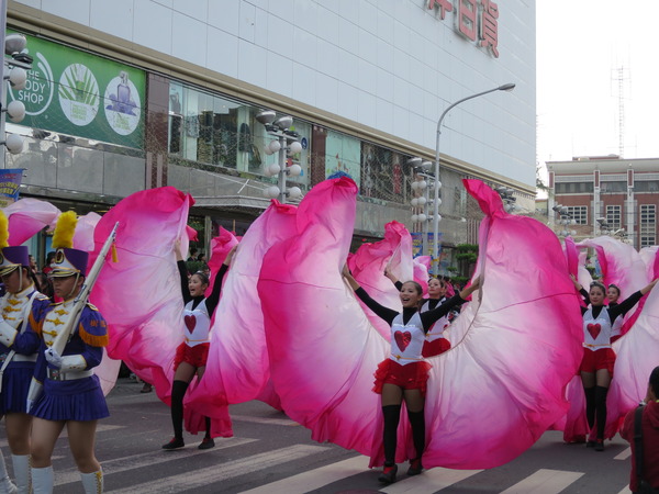 新春飛羊,千人踩街:逛逛阿緱城3 ..飛羊阿猴.千人踩街