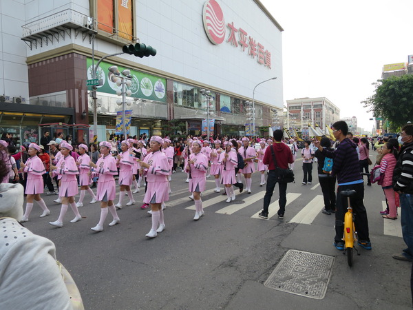新春飛羊，千人踩街：逛逛阿緱城3                    ..飛羊阿猴．千人踩街