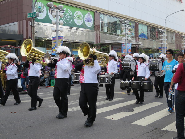 新春飛羊，千人踩街：逛逛阿緱城3                    ..飛羊阿猴．千人踩街