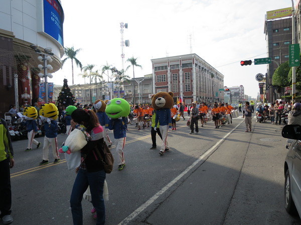 新春飛羊,千人踩街:逛逛阿緱城3 ..飛羊阿猴.千人踩街