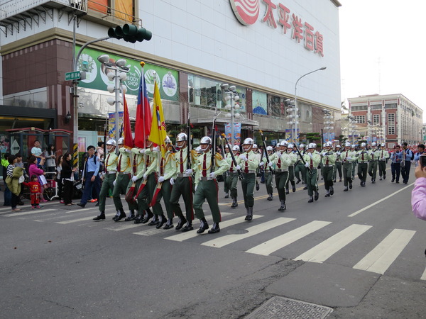 新春飛羊，千人踩街：逛逛阿緱城3                    ..飛羊阿猴．千人踩街