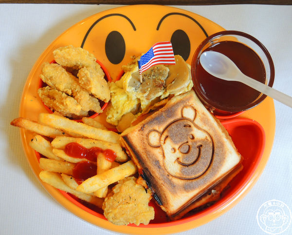 維納斯咖啡 Venus cafe:呷飽祙【桃園・Venus cafe維納斯咖啡】萌犬公關陪用餐