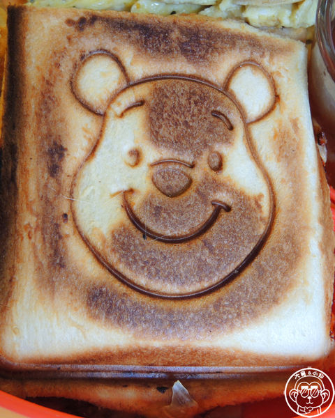 維納斯咖啡 Venus cafe:呷飽祙【桃園・Venus cafe維納斯咖啡】萌犬公關陪用餐