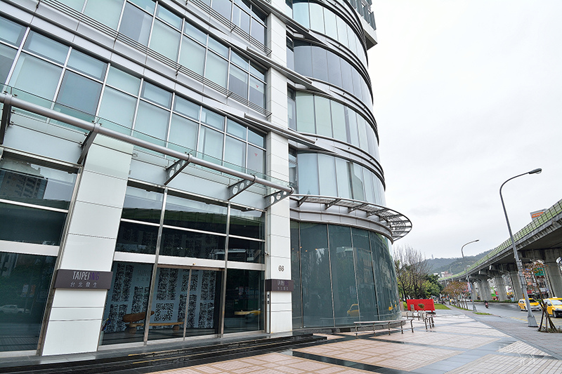 台北發生:時尚藝廊內的中西創意料理,內湖美麗華餐廳,捷運劍南路站與西湖站氣氛餐廳