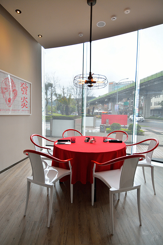 台北發生:時尚藝廊內的中西創意料理,內湖美麗華餐廳,捷運劍南路站與西湖站氣氛餐廳