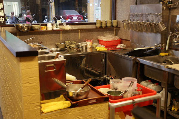 有財號手打麵:CP值超高熱門排隊店:有財號手打麵