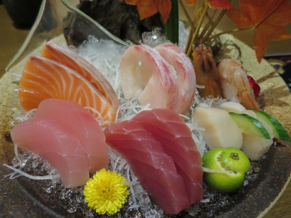 江戶龍壽司(二店)：刺身享宴~ .. 江戶龍壽司(二店)