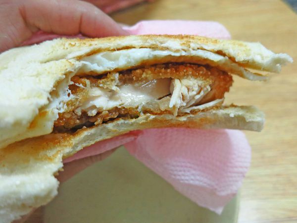 【蘆洲美食】香雞莊早餐店-獨創香雞排三明治口味