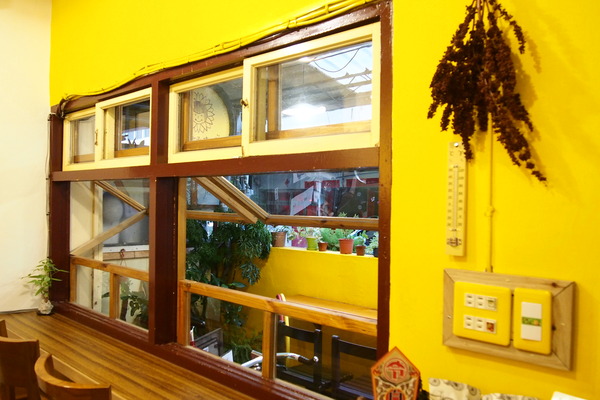 映古子咖啡：【南投・草屯】映古子 咖啡