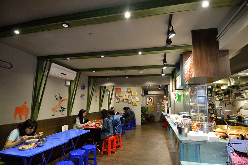 泰街頭:質感泰國風,好吃泰北烤半雞飯.咖哩.摩摩喳喳.月亮蝦餅,台北溫州街美食捷運台電大樓站