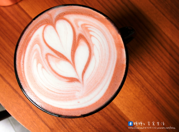 踏米蘭 Ta Ta Milan:〖台中│美食〗踏米蘭 Ta Ta Milan ❤ 結合時尚美味,餐點自由搭配,還有超值早餐及宵夜組合優惠!!