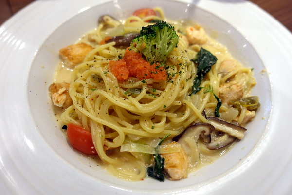 ICC音樂咖啡館莫札特專館:(胖樺食記) 捷運永春站高CP值咖啡廳「ICC音樂咖啡館莫札特專館」,推香煎骰子牛燉飯。商業午餐/Wi-Fi/不收一成服務費/氣氛好