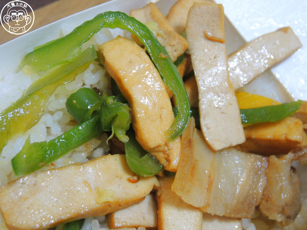 曾記便當:呷飽祙【台北松山・曾記便當】節目一代女王鍾欣凌推薦