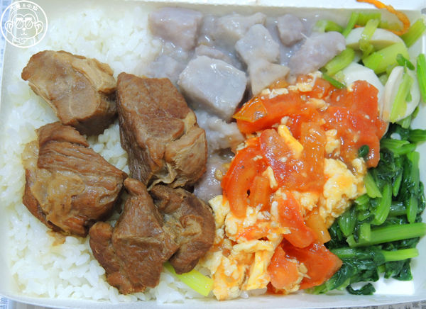 曾記便當:呷飽祙【台北松山・曾記便當】節目一代女王鍾欣凌推薦