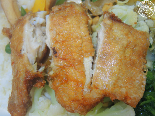 曾記便當:呷飽祙【台北松山・曾記便當】節目一代女王鍾欣凌推薦