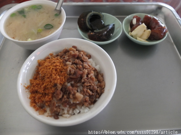 廖家肉燥飯：【美食特搜。屏東市】廖家肉燥飯@@來屏東吃這一味就對了！