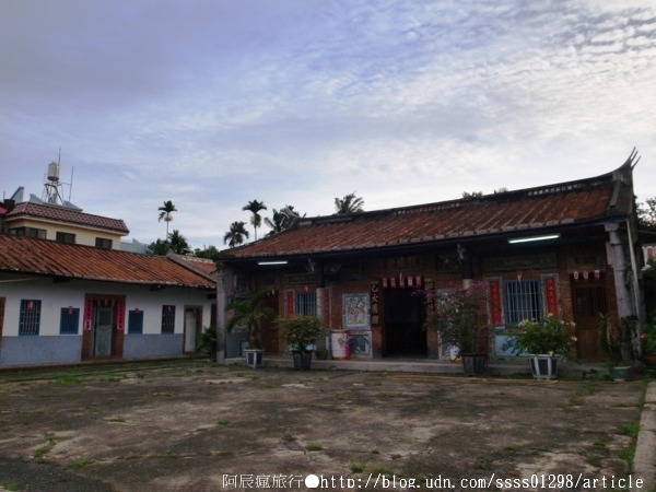 劉氏宗祠:【旅行遊記。屏東萬巒鄉】劉氏宗祠。意蘊豐富的客家合院老建築
