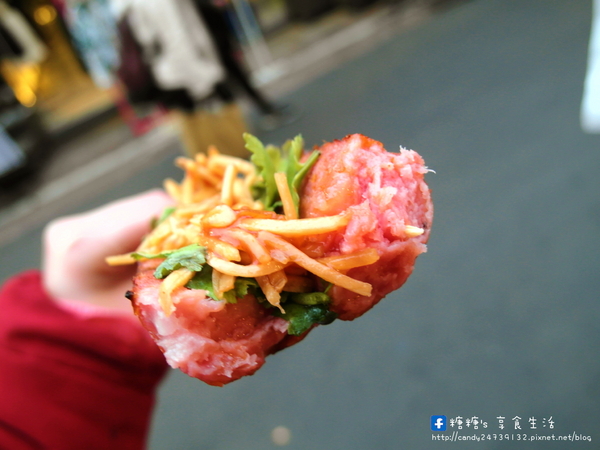 十方緣精緻香腸:〖台中│美食〗十方緣精緻香腸 ❤ 逢甲夜市美食~顛覆傳統香腸吃法,獨創多款滋味,酸、甜、鹹、辣樣樣有!!