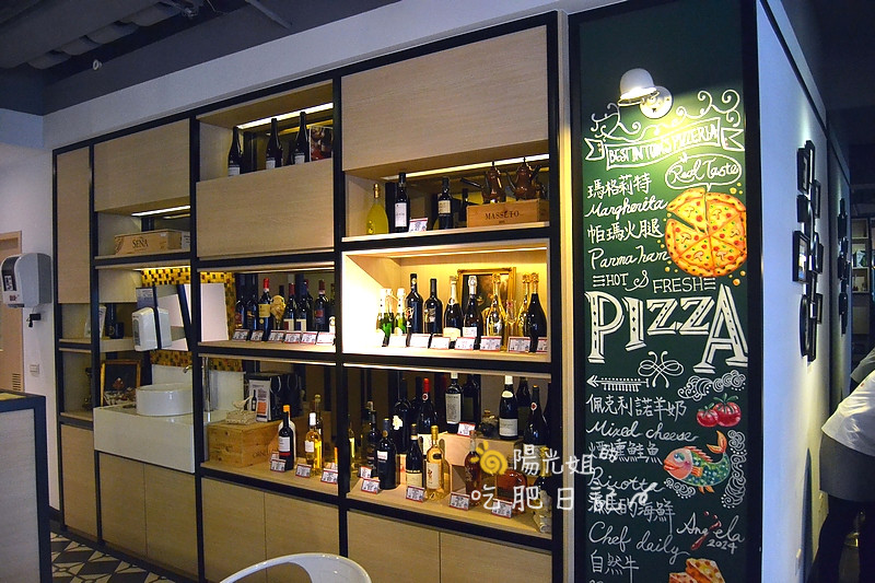 tomspizzeria_05.JPG - Tom\\'s Pizzeria Trattoria 湯姆餐酒館(新莊店)