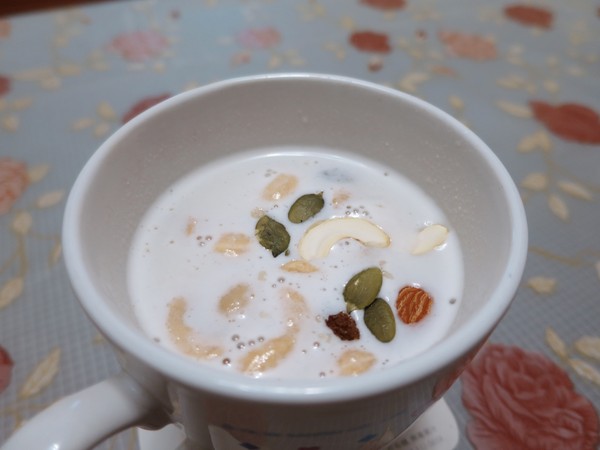 EZtea：不是萬Ｏ牌我們可是照吃的喔..   平衡樂活輕鬆吃堅果_EZtea !!